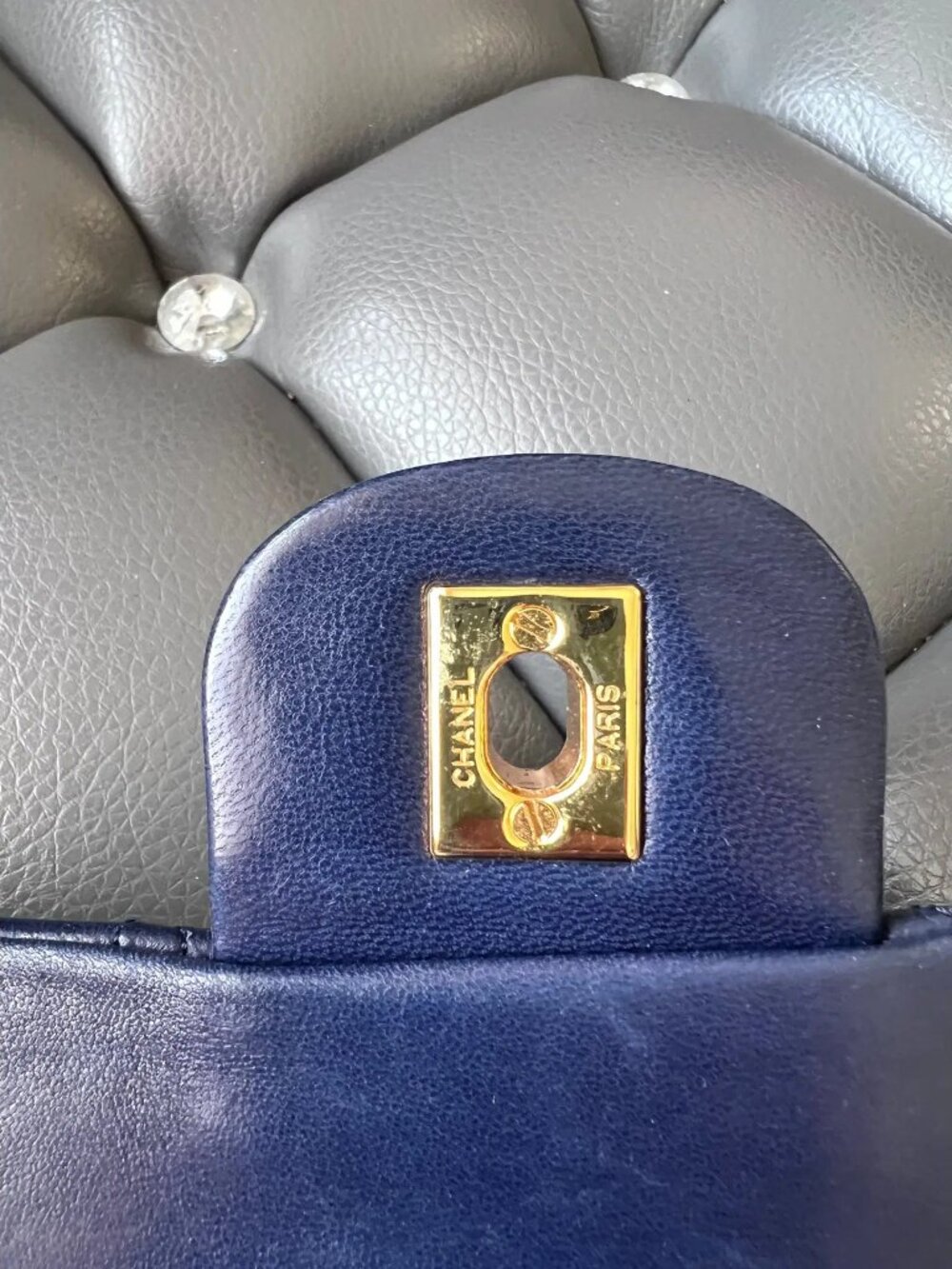 Chanel Navy Blue Quilted Timeless Classique Flap Bag Gold Hardware Vintage - Picture 11 of 15